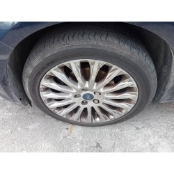 Recambio de neumático para ford focus lim. (cb8) titanium referencia OEM IAM  215/50ZR17 95W 