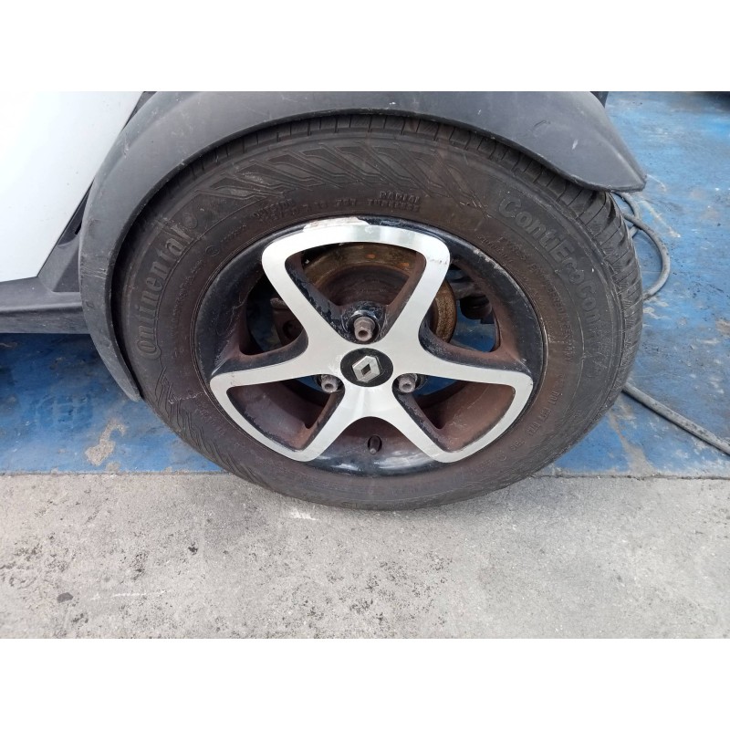 Recambio de neumático para renault twizy referencia OEM IAM 145/80R13 75T Recambio de neumático para renault twizy referencia OEM IAM 145/80R13 75T