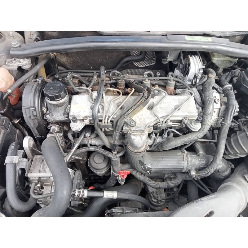 Recambio de despiece motor para volvo v70 familiar 2.4 d kinetic (120kw) referencia OEM IAM Recambio de despiece motor para volvo v70 familiar 2.4 d kinetic (120kw) referencia OEM IAM