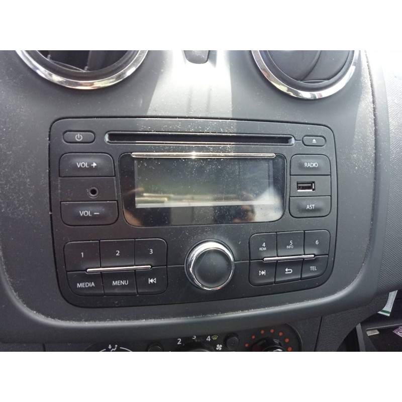 Recambio de sistema audio / radio cd para dacia logan ii ambiance referencia OEM IAM Recambio de sistema audio / radio cd para dacia logan ii ambiance referencia OEM IAM