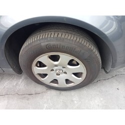 Recambio de neumático para audi a4 berlina (8e) 1.9 tdi (96kw) referencia OEM IAM  195/65R15 91V 