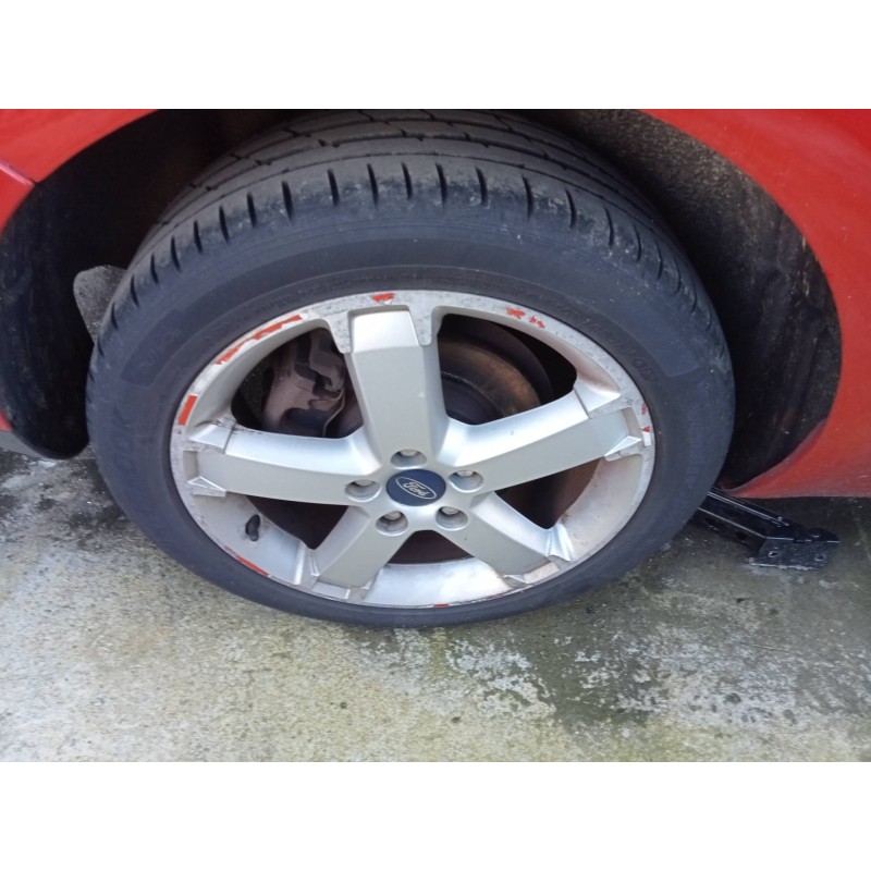 Recambio de neumático para ford focus berlina (cap) ghia referencia OEM IAM 205/50ZR17 93Y Recambio de neumático para ford focus berlina (cap) ghia referencia OEM IAM 205/50ZR17 93Y