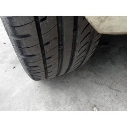 Recambio de neumático para ford fiesta (cb1) titanium referencia OEM IAM  195/50R15 82V 