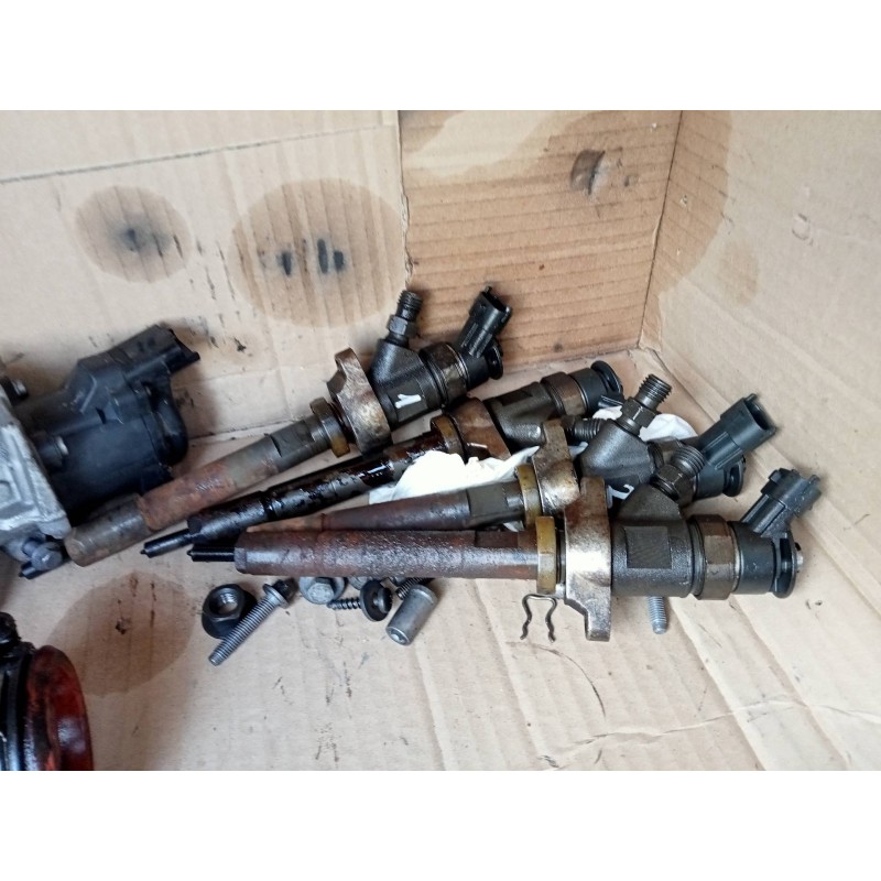 Recambio de inyector para citroën c4 berlina vtr plus referencia OEM IAM Recambio de inyector para citroën c4 berlina vtr plus referencia OEM IAM