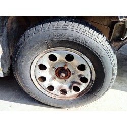 Recambio de neumático para santana santana 300 sa referencia OEM IAM  195R15 94R 