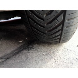 Recambio de neumático para ford mondeo ber. (ca2) ghia referencia OEM IAM  215/55R16 97V 