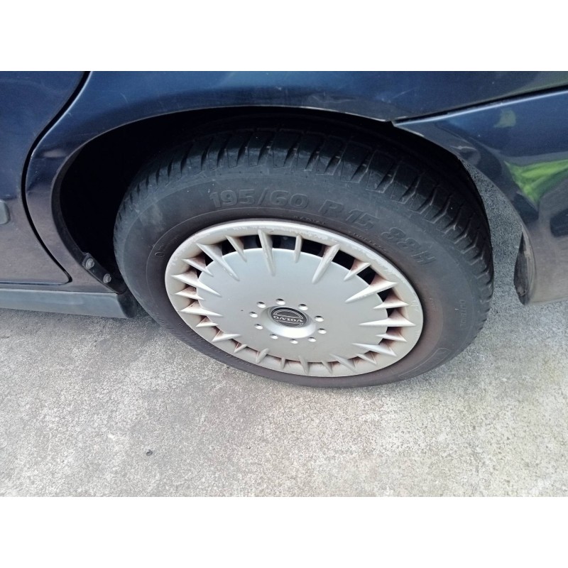 Recambio de neumático para volvo s40 berlina 1.9 d+ (85kw) referencia OEM IAM  195/60R15 88H 