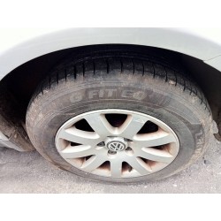 Recambio de neumático para volkswagen passat berlina (3b3) referencia OEM IAM  195/65R15 91H 