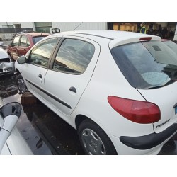 peugeot 206 4-trg. del año 2000