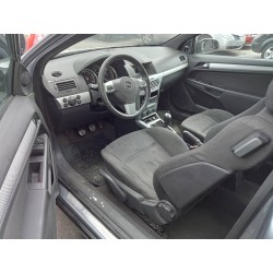 opel astra gtc del año 2007