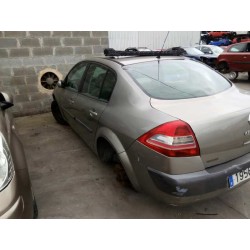 renault megane ii classic berlina del año 2007