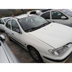 renault megane i berlina hatchback (ba0) del año 1998