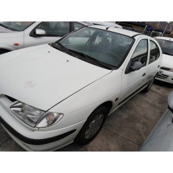 renault megane i berlina hatchback (ba0) del año 1998