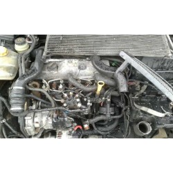 ford focus berlina (cak) del año 2004