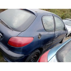 peugeot 206 berlina del año 2001