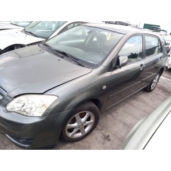 toyota corolla (e12) del año 2004