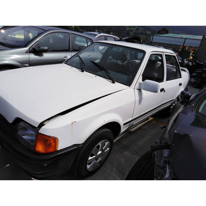 ford orion del año 1988