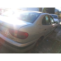 renault megane i fase 2 classic (la..) del año 2003
