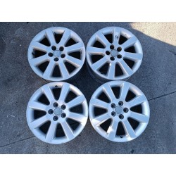Recambio de juego llantas para toyota avensis berlina (t25) 2.0 d4-d executive sedán (4-ptas) referencia OEM IAM 4261105140B  