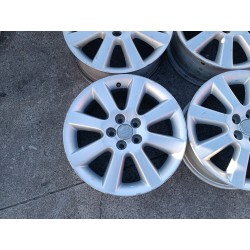Recambio de juego llantas para toyota avensis berlina (t25) 2.0 d4-d executive sedán (4-ptas) referencia OEM IAM 4261105140B  