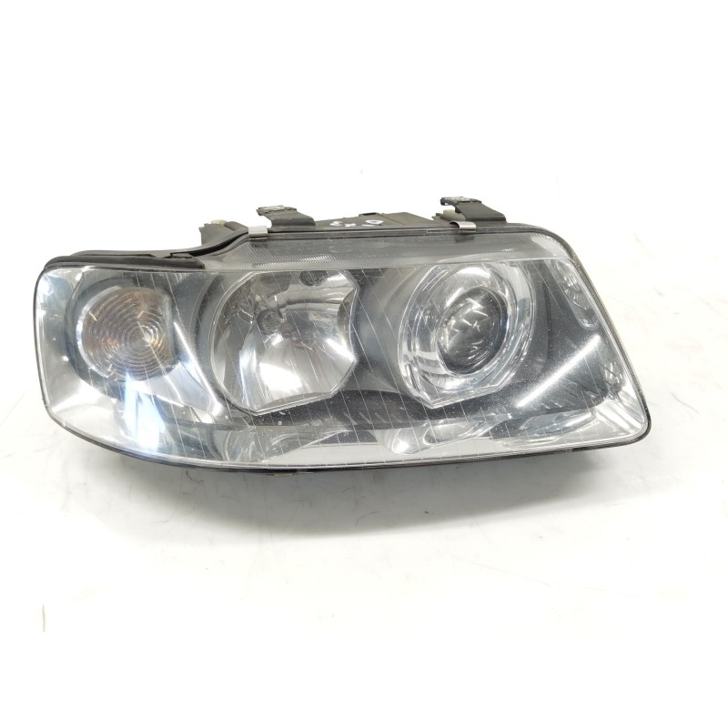 Recambio de faro derecho para audi a3 (8l) referencia OEM IAM 8L0941004AF  