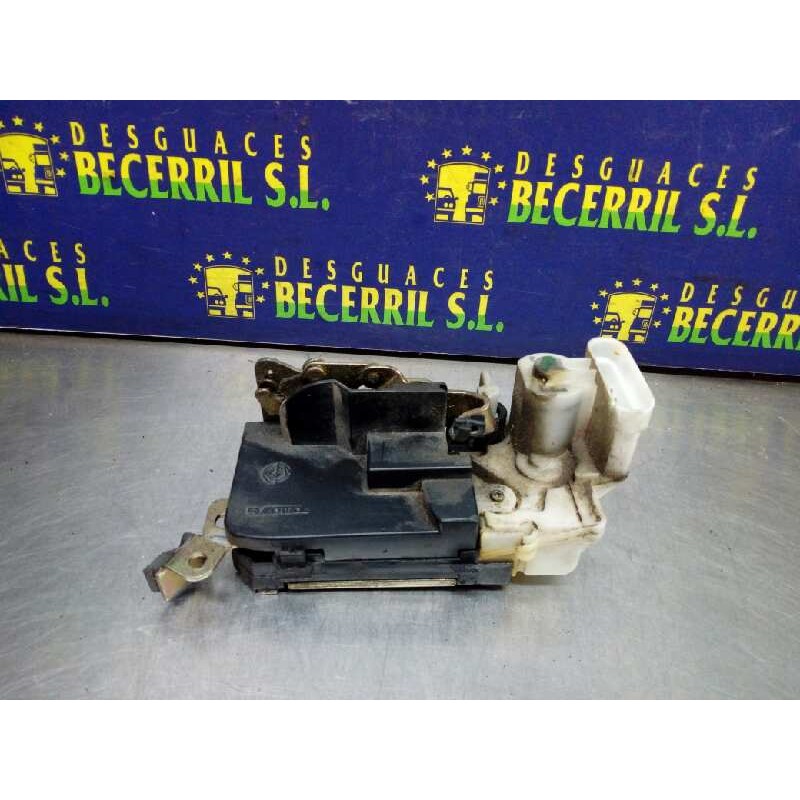 Recambio de cerradura puerta trasera derecha para fiat palio weekend (178) td 70 referencia OEM IAM 0046847055 Recambio de cerradura puerta trasera derecha para fiat palio weekend (178) td 70 referencia OEM IAM 0046847055