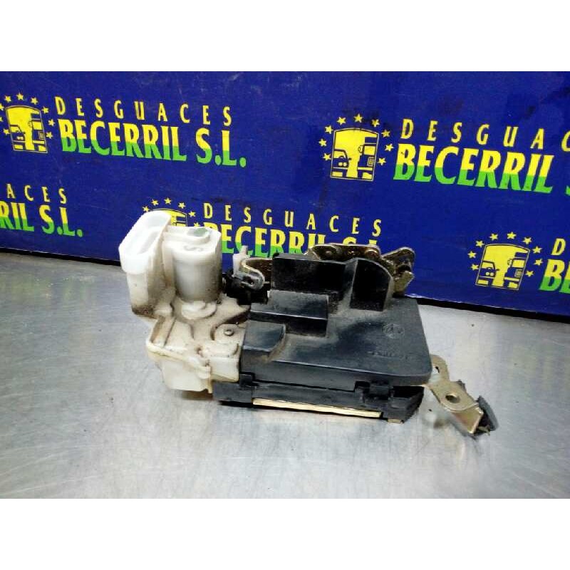 Recambio de cerradura puerta trasera izquierda para fiat palio weekend (178) td 70 referencia OEM IAM 0046847056 Recambio de cerradura puerta trasera izquierda para fiat palio weekend (178) td 70 referencia OEM IAM 0046847056