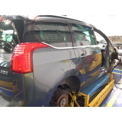 peugeot 5008 del año 2010
