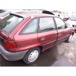 opel astra f berlina del año 1994