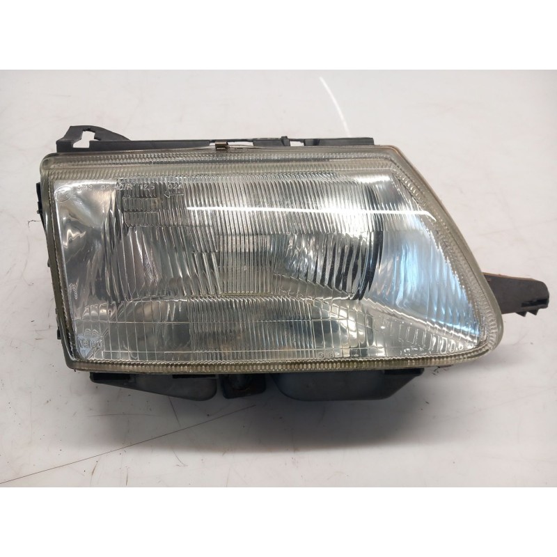Recambio de faro derecho para citroën saxo referencia OEM IAM 6205N5  