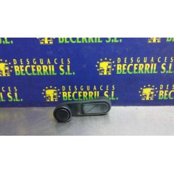 Recambio de maneta elevalunas trasera derecha para peugeot 306 berlina 3/4/5 puertas (s2) boulebard referencia OEM IAM   