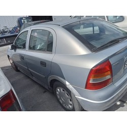 opel astra g berlina del año 1999