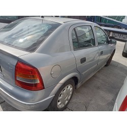 opel astra g berlina del año 1999