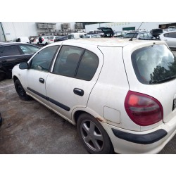 nissan almera del año 2000