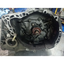 Recambio de caja cambios para renault megane ii berlina 5p referencia OEM IAM JH3142  
