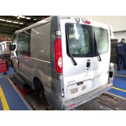 opel vivaro a autobús (x83) del año 2009