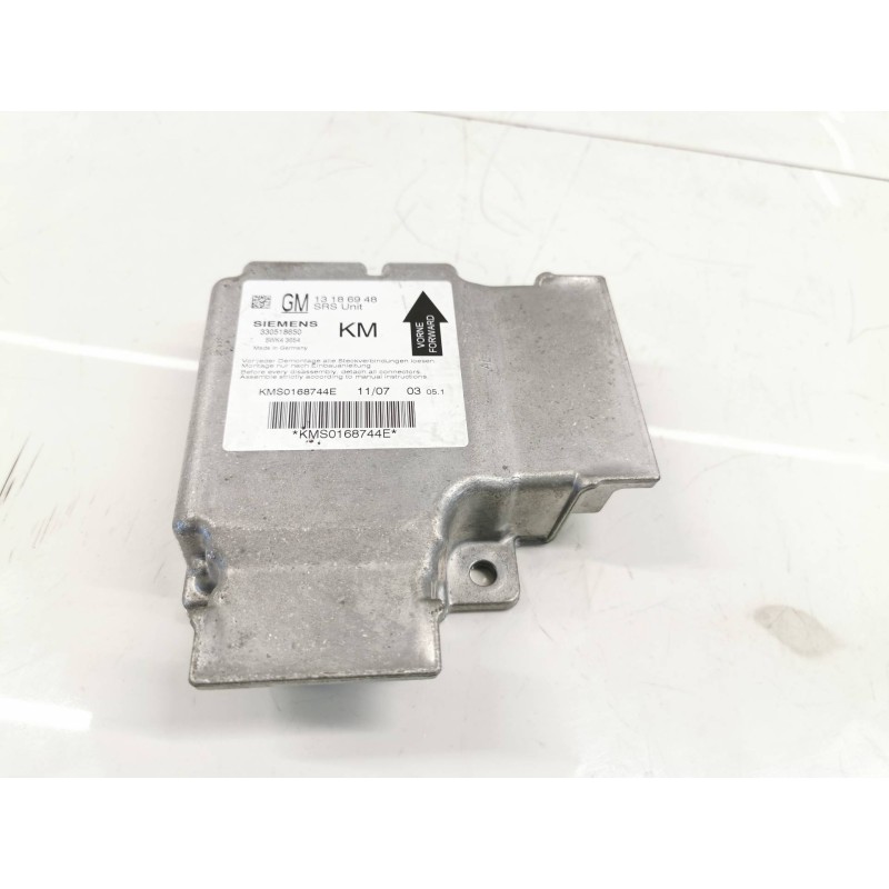 Recambio de centralita airbag para opel vectra c berlina elegance referencia OEM IAM 330518650 Recambio de centralita airbag para opel vectra c berlina elegance referencia OEM IAM 330518650