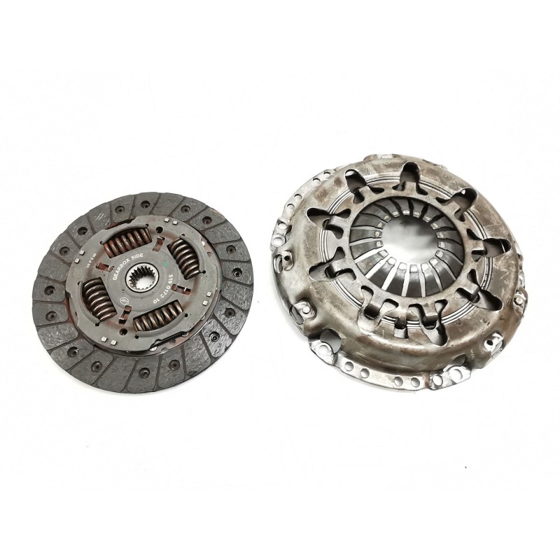 Recambio de kit de embrague para toyota aygo (kgb/wnb) referencia OEM IAM 319017210 1608396980 