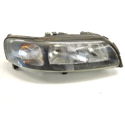 Recambio de faro derecho para volvo xc70 2.4 d awd ocean race referencia OEM IAM 8693548 89007898 