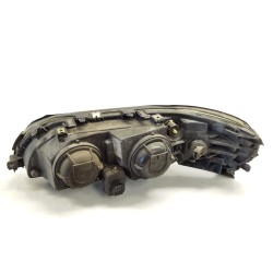 Right headlight Volvo XC70 | Becerril Scrap Yard