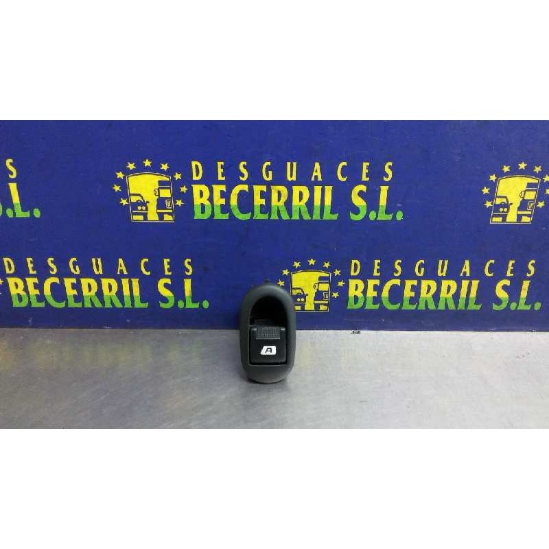 Recambio de mando elevalunas trasero derecho para citroen c3 hdi 90 sx referencia OEM IAM Recambio de mando elevalunas trasero derecho para citroen c3 hdi 90 sx referencia OEM IAM