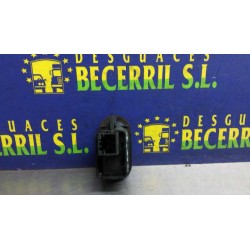 Recambio de mando elevalunas trasero derecho para citroen c3 hdi 90 sx referencia OEM IAM   