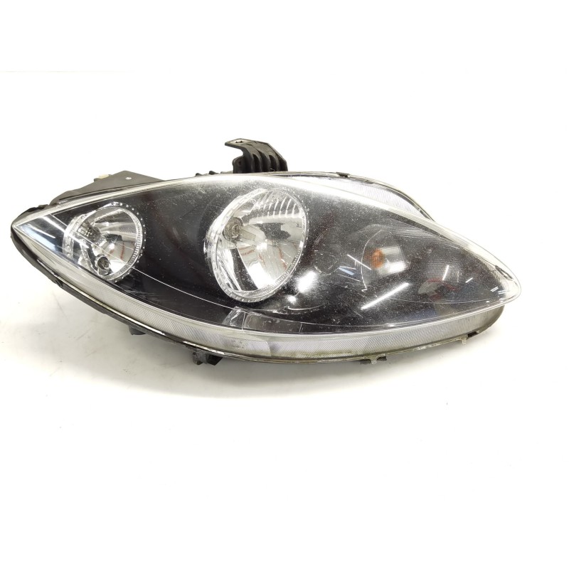 Recambio de faro derecho para seat leon (1p1) 1.9 tdi referencia OEM IAM 5P1941006D 89315801 