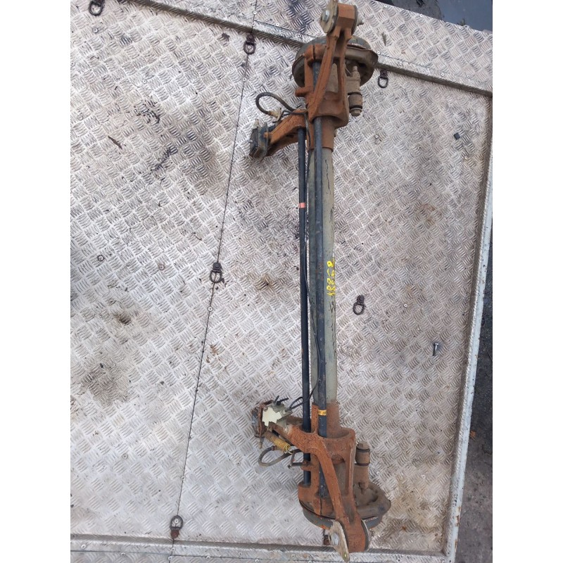 Rear axle Peugeot Partner (S2) | Becerril Scrap Yard Rear axle Peugeot Partner (S2) | Becerril Scrap Yard