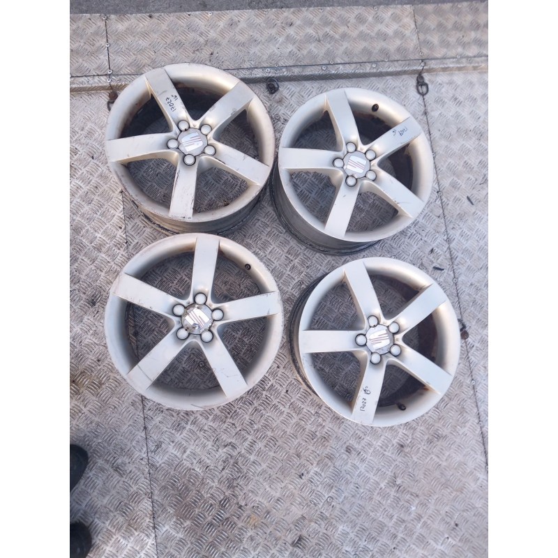 Set of wheels Volkswagen Bora berlina (1J2) | Becerril Scrap Yard Set of wheels Volkswagen Bora berlina (1J2) | Becerril Scrap Yard