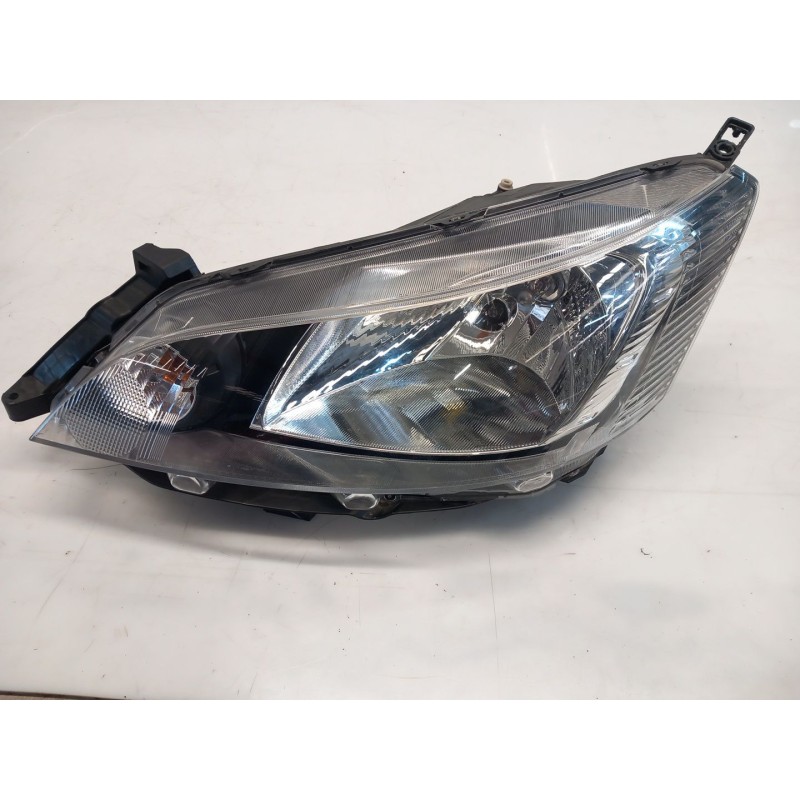 Faro sinistro Nissan NV200 furgoneta | Desguace Becerril Faro sinistro Nissan NV200 furgoneta | Desguace Becerril