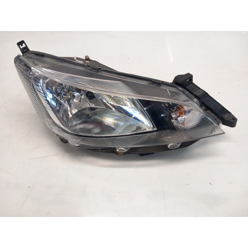 Rechtes Scheinwerfer Nissan NV200 furgoneta | Desguace Becerril Rechtes Scheinwerfer Nissan NV200 furgoneta | Desguace Becerril