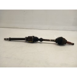 Right front axle Nissan NV200 furgoneta | Becerril Scrap Yard