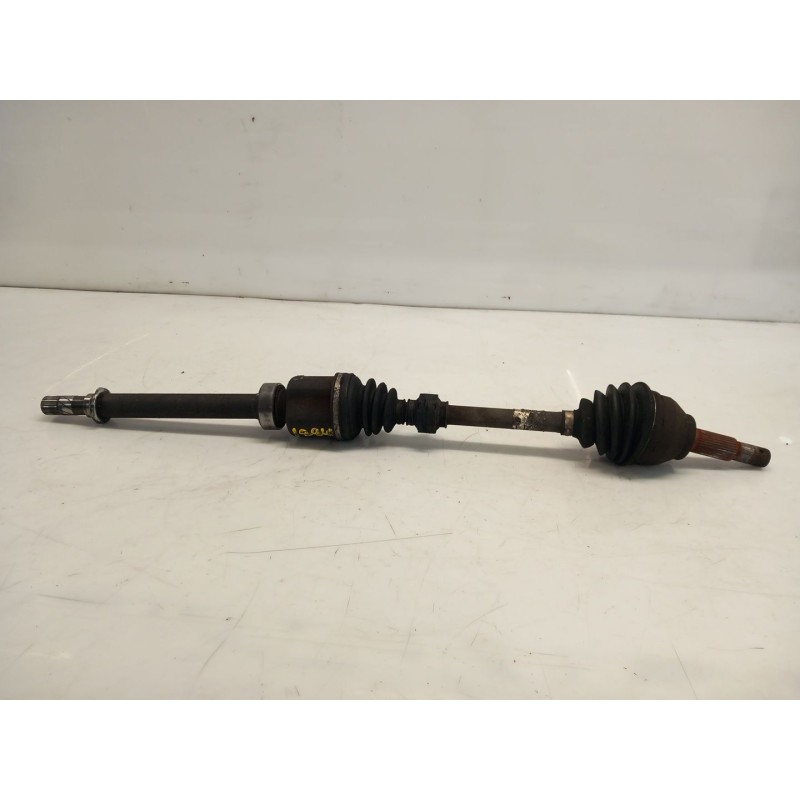 Right front axle Nissan NV200 furgoneta | Becerril Scrap Yard Right front axle Nissan NV200 furgoneta | Becerril Scrap Yard