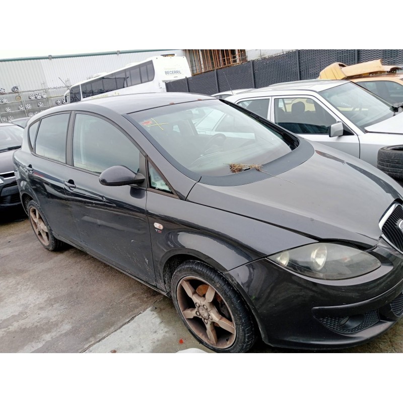 seat toledo (5p2) del año 2004